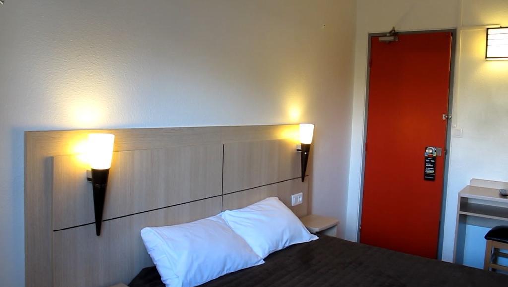 Hotel Class'Eco Courcouronnes Екстер'єр фото