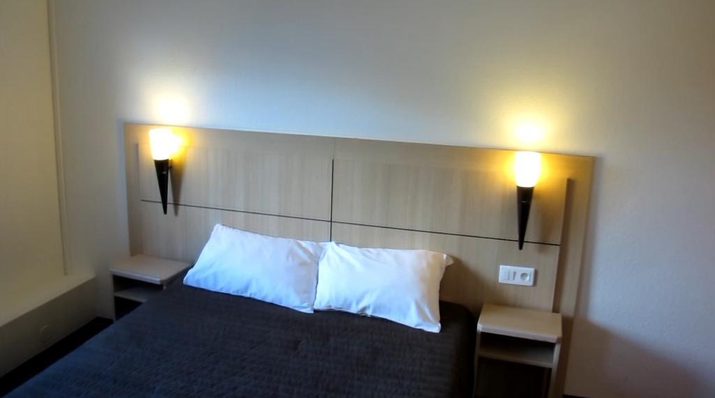 Hotel Class'Eco Courcouronnes Екстер'єр фото
