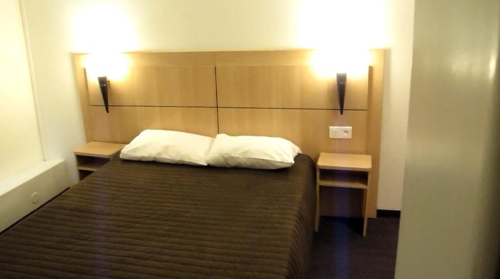 Hotel Class'Eco Courcouronnes Екстер'єр фото