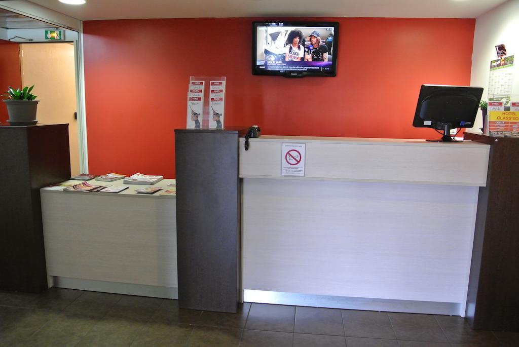Hotel Class'Eco Courcouronnes Екстер'єр фото