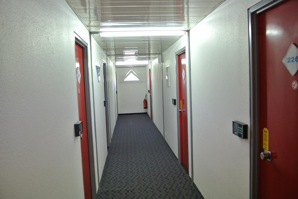Hotel Class'Eco Courcouronnes Екстер'єр фото