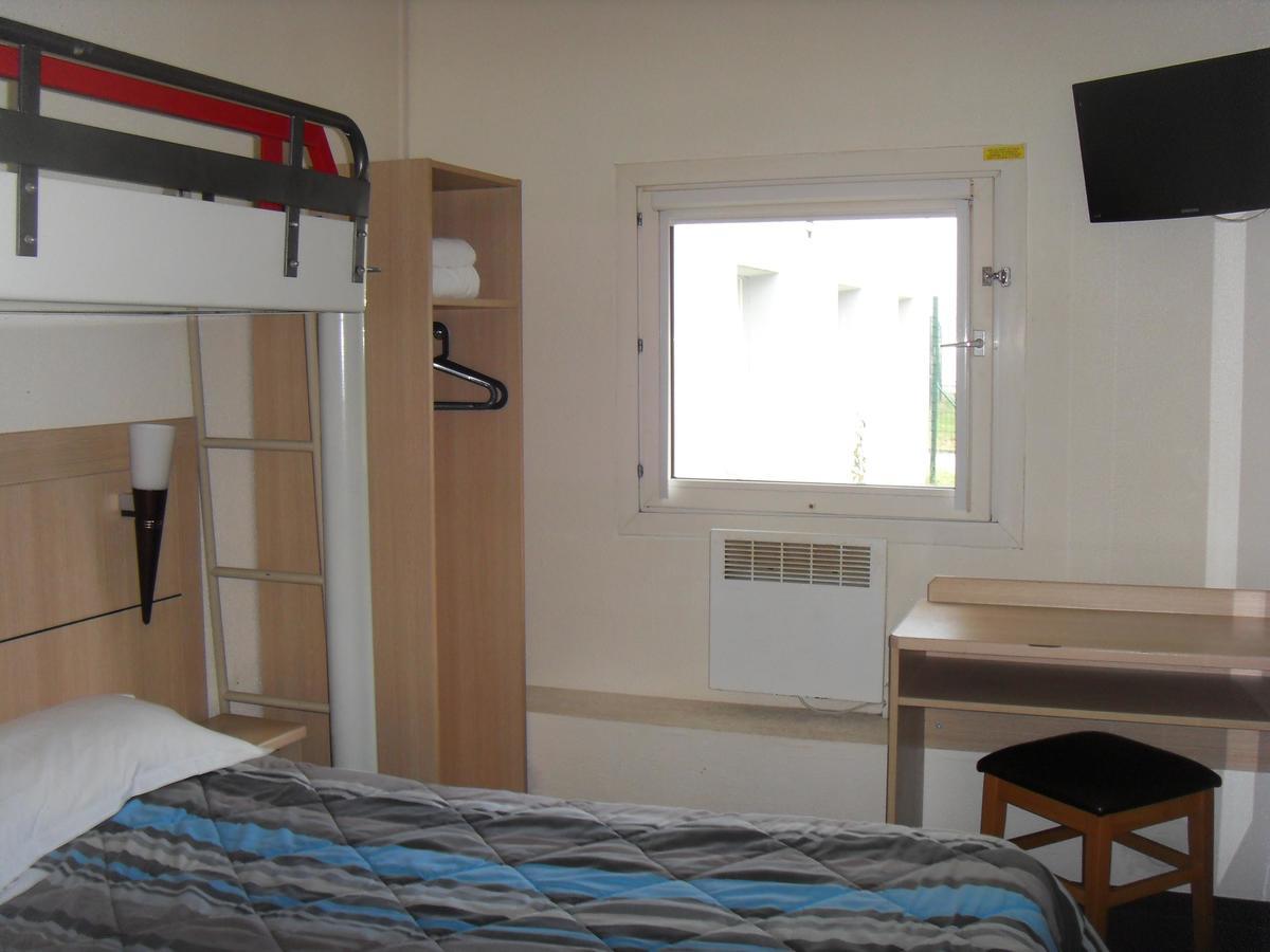 Hotel Class'Eco Courcouronnes Екстер'єр фото